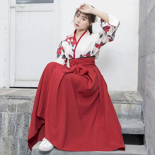 Easy-Wearing Hakama for Women - Modern Floral Theme, Comfortable & Stylish