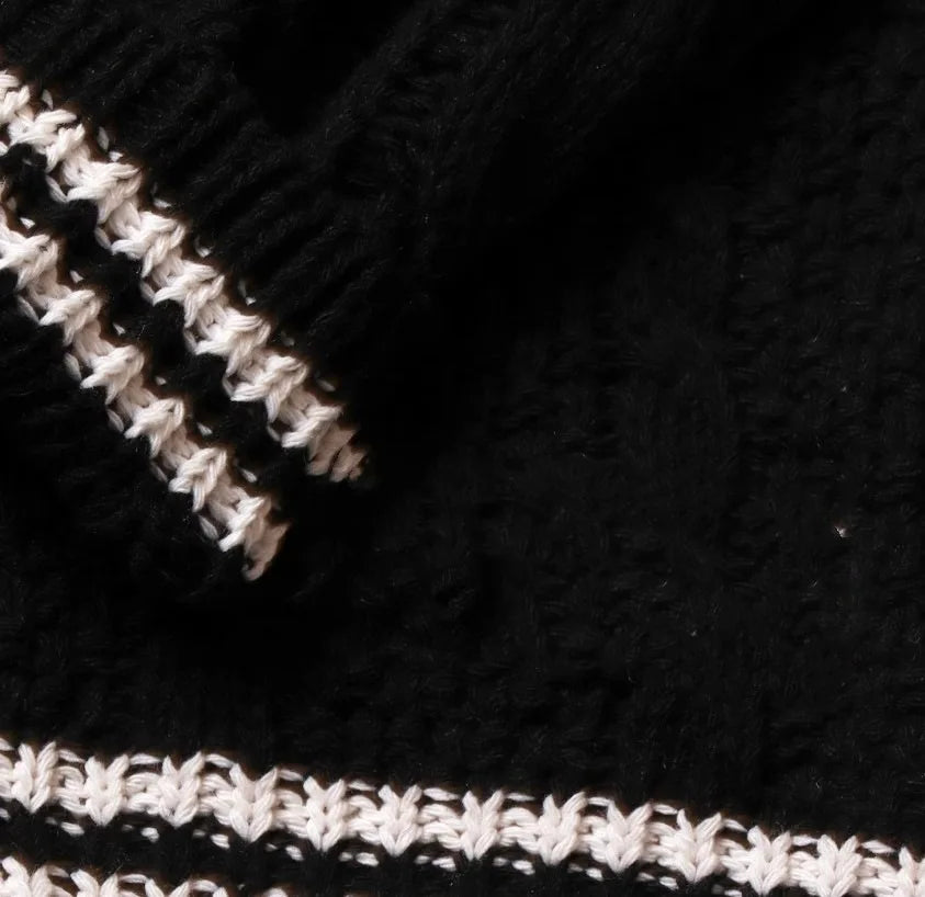 Starry Snake V-Neck Cardigan for Women – Bold & Cozy