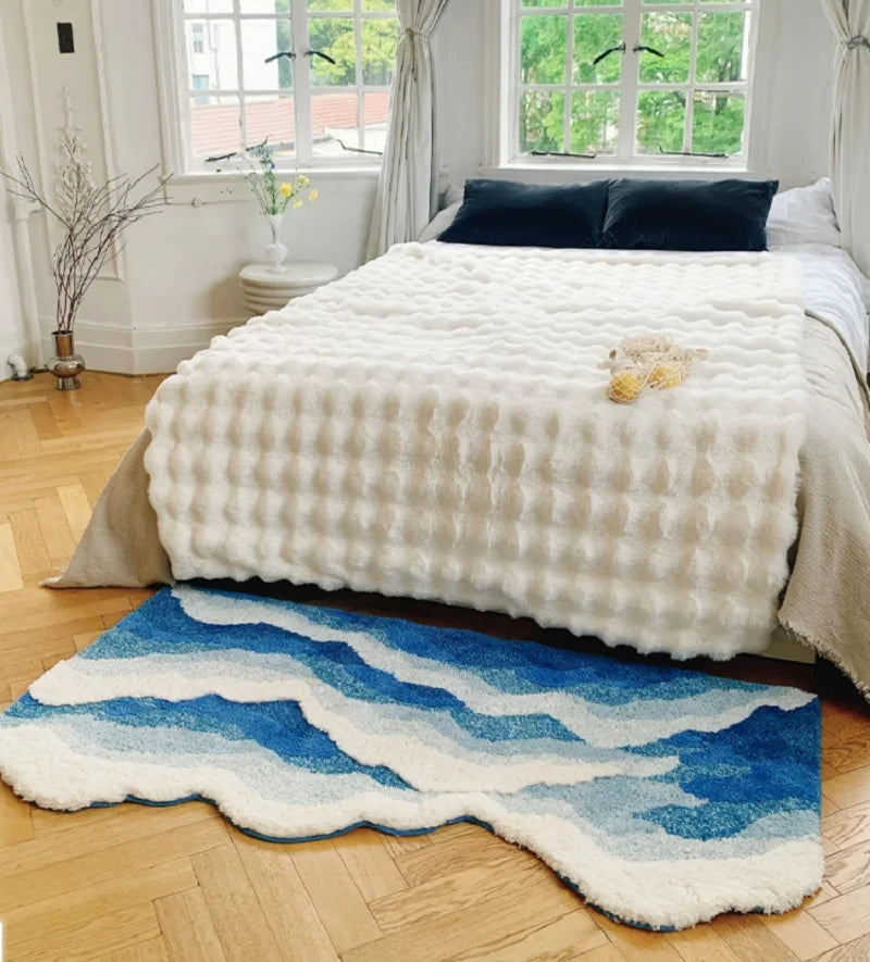 Wave Rug – Coastal-Inspired Decorative Floor Accent