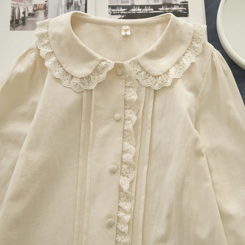 Women’s Simple Yet Cute Blouse – Effortless Style