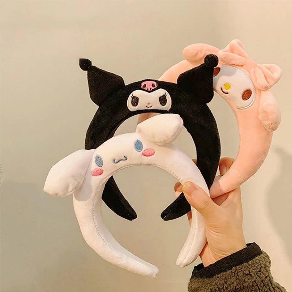 Kawaii Sanrio Plush Headband – My Melody, Kuromi, Cinnamoroll, Pompompurin | Cute Anime Hair Accessories for Girls | Soft Cartoon Cosplay Headdress Gift