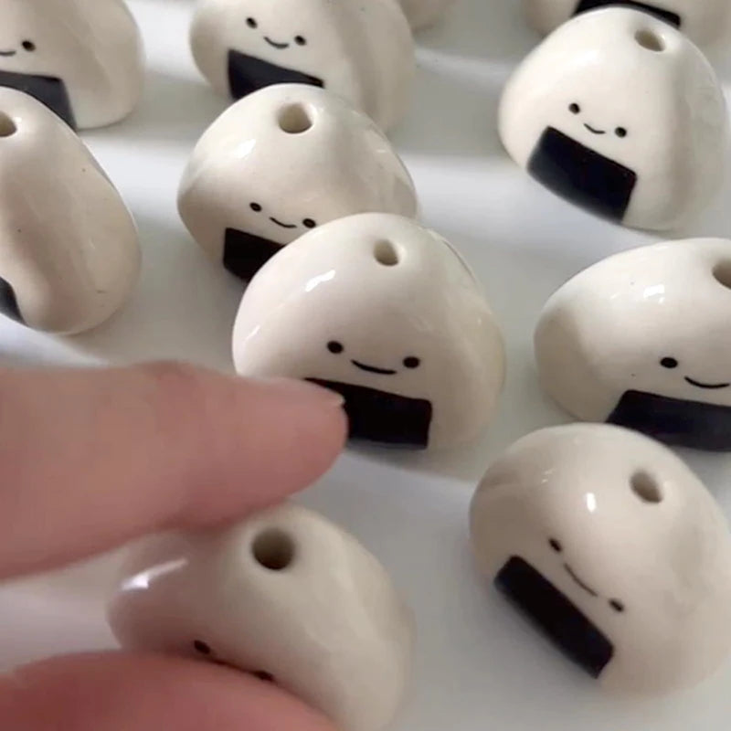 Mini Onigiri Bud Vase Set (1/3/5 PCS) – Handmade Ceramic Japanese Rice Ball Vases