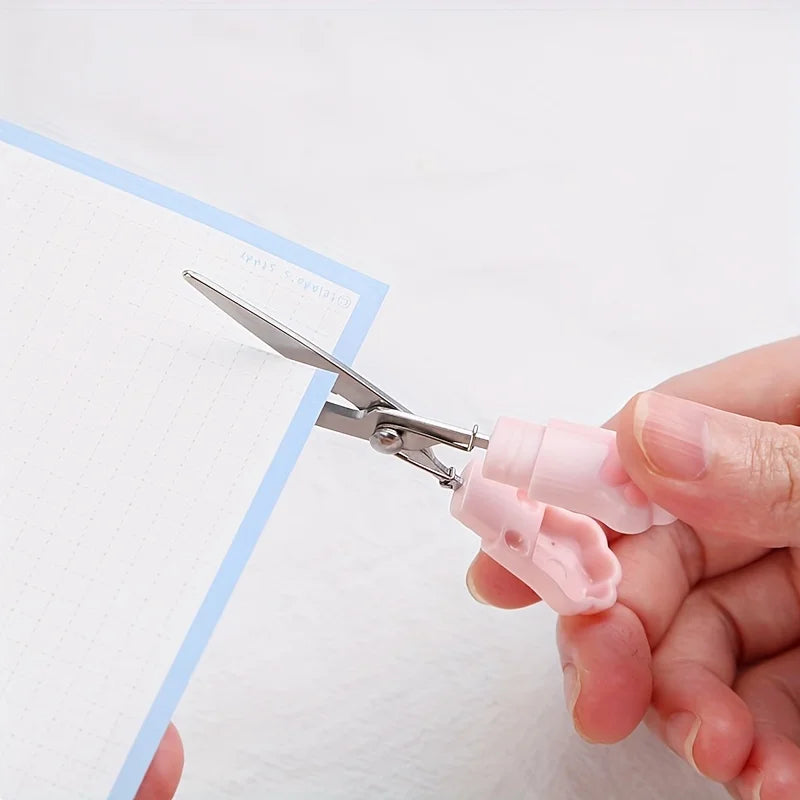  Cute cat paw design on compact portable craft scissors