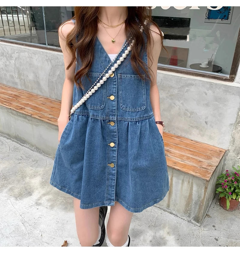 Women’s sleeveless denim mini dress, kawaii casual spring and autumn outfit