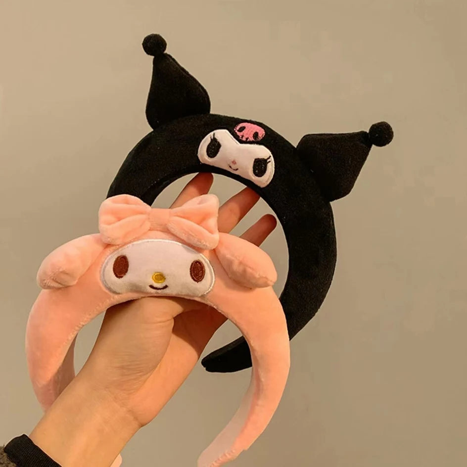 Kawaii Sanrio Plush Headband – My Melody, Kuromi, Cinnamoroll, Pompompurin | Cute Anime Hair Accessories for Girls | Soft Cartoon Cosplay Headdress Gift